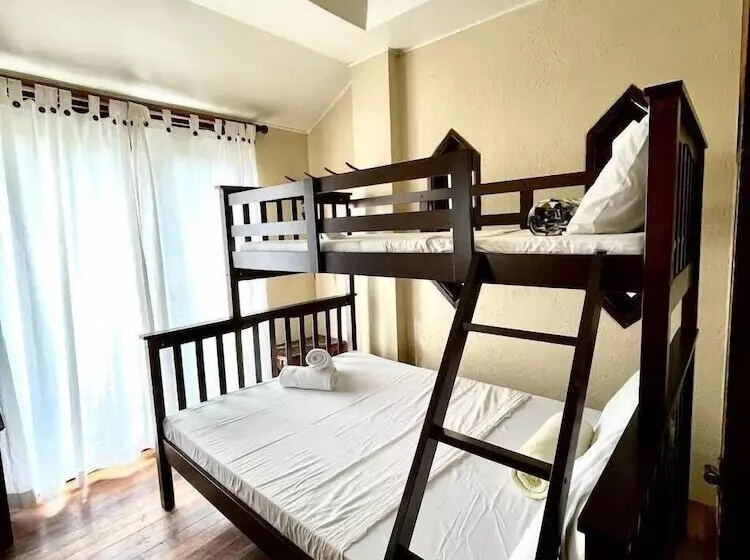 ベッドアンドブレックファースト Casita Ysabel