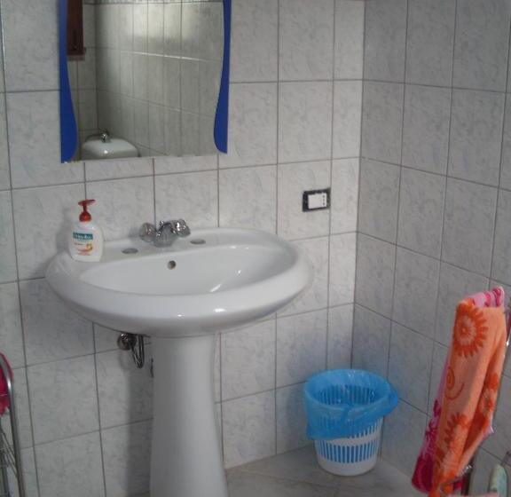 ホテル Affittacamere Peonia