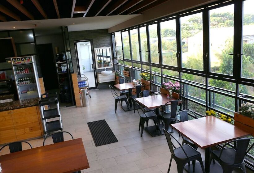 Grand Citihub Hotel @kajoetangan