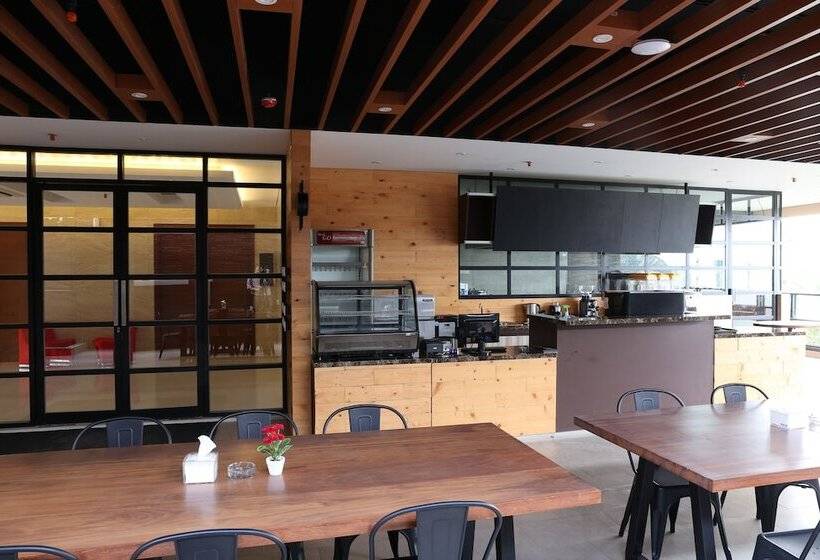 Grand Citihub Hotel @kajoetangan