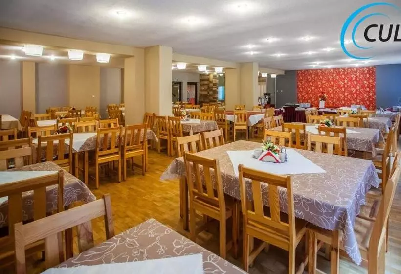 ホテル Ośrodek Wypoczynkowy Olimp