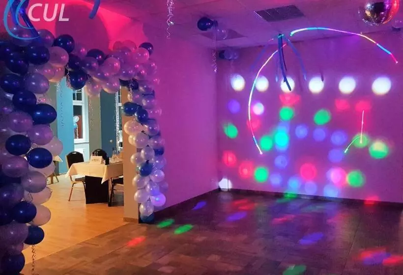 ホテル Ośrodek Wypoczynkowy Olimp