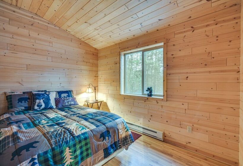 Barnum Cabin On 30 Acres W/ Soo Line Trail Access!