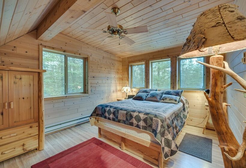 Barnum Cabin On 30 Acres W/ Soo Line Trail Access!