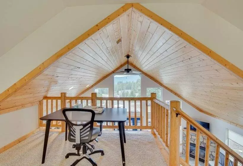 Cabin W/ Hot Tub & Fire Pit: 2 Mi To Cle Elum Lake