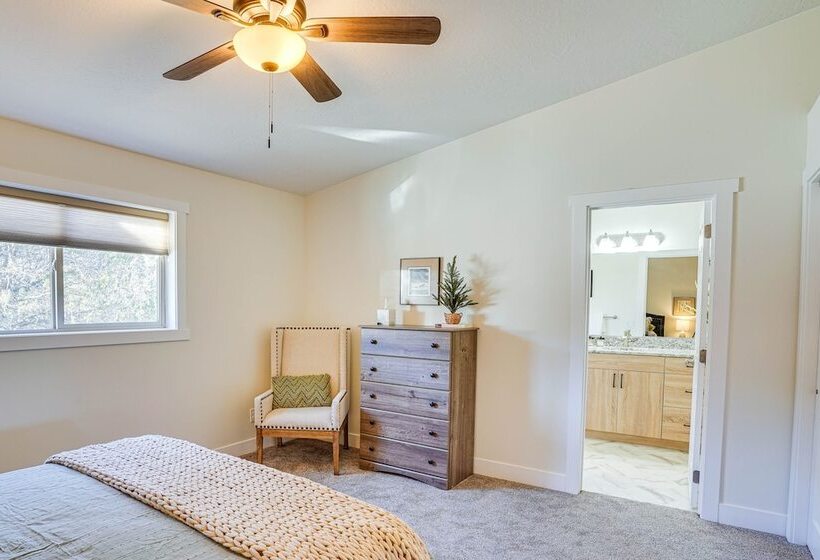 Cedar City Home W/ Mountain Views & Game Room!