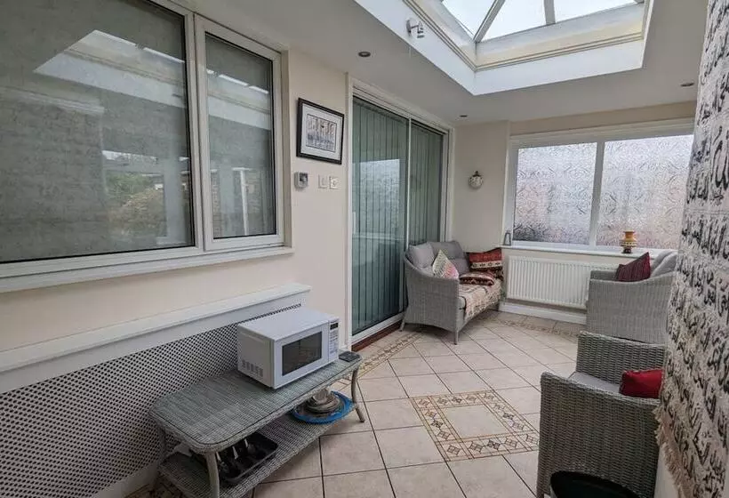 Cozy Barnhill Annex