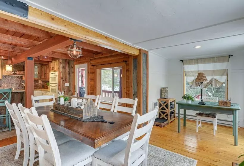 Dreamy Alpine Cabin W/ Hot Tub, Fireplace & More!