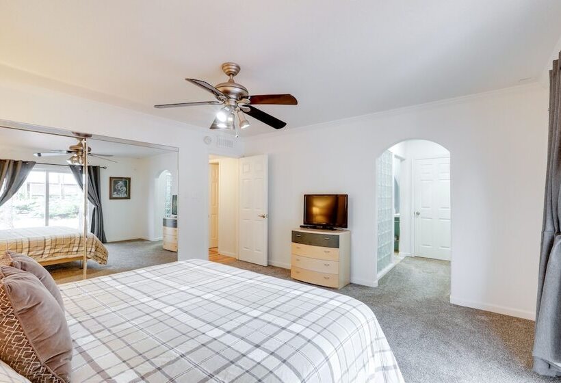 Flagstaff Retreat W/ Grill, Deck & Fireplace!