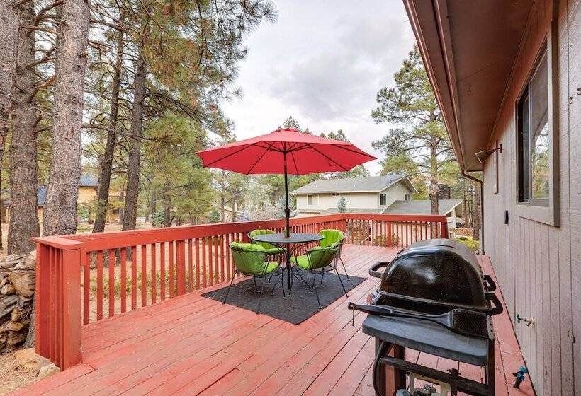 Flagstaff Retreat W/ Grill, Deck & Fireplace!