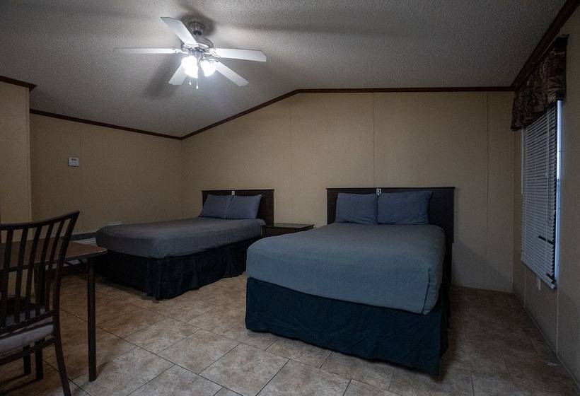 호텔 Corporate Hospitality   Pecos Lodge