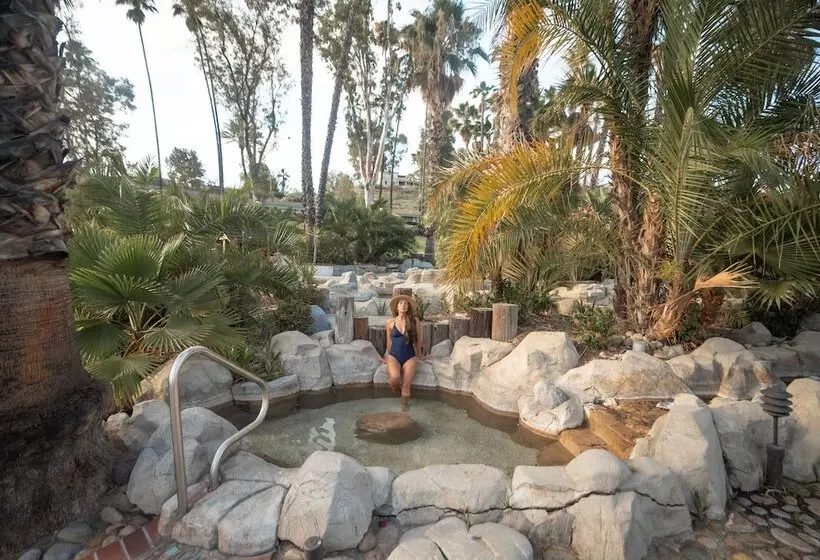 Hotelli Murrieta Hot Springs Resort