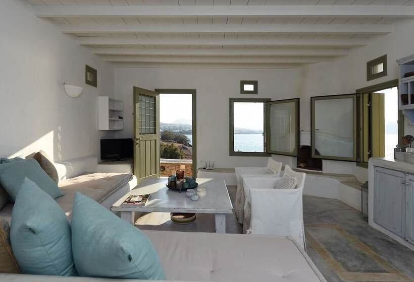 Отель Ochre Dream Beach & Sunset Villa Naousa