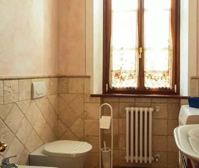 هتل روستایی Agriturismo Casal Gheriglio