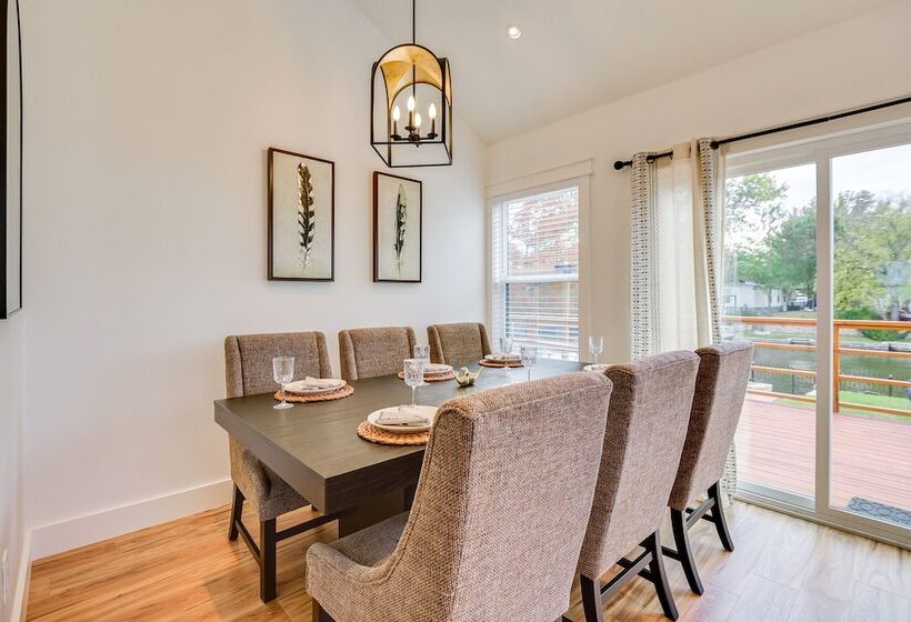 Lakefront Granbury Home With Fire Pit & Grill!