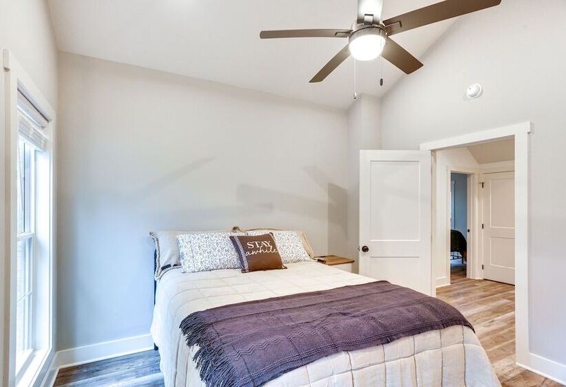 Lakefront Retreat At Waters Edge W/ Fire Pit!