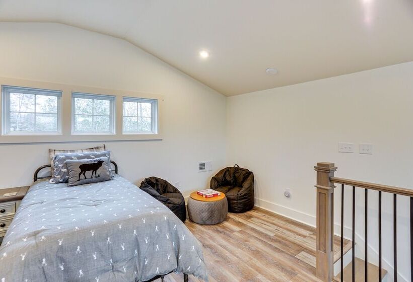 Lakefront Retreat At Waters Edge W/ Fire Pit!