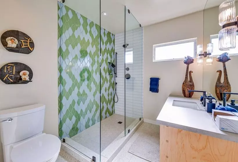 Luxe Palm Springs Home   2 Mi To Downtown!
