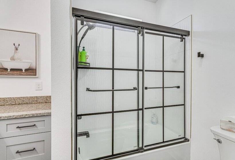 Modern Pensacola Vacation Home W/ Private Pool!