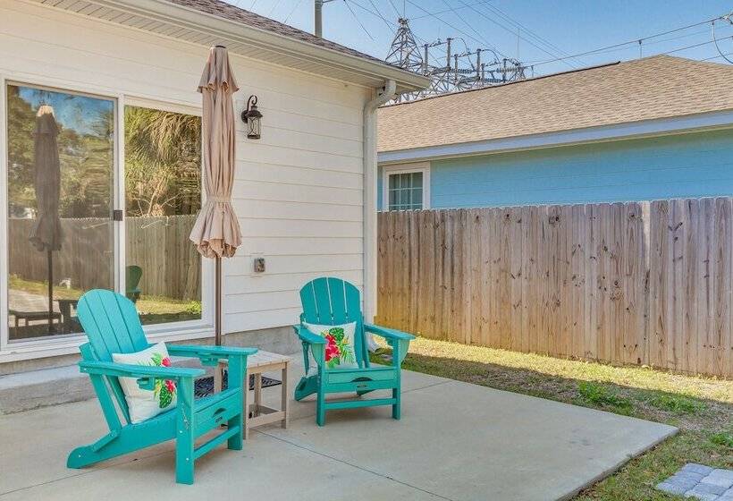 Modern Pensacola Vacation Home W/ Private Pool!