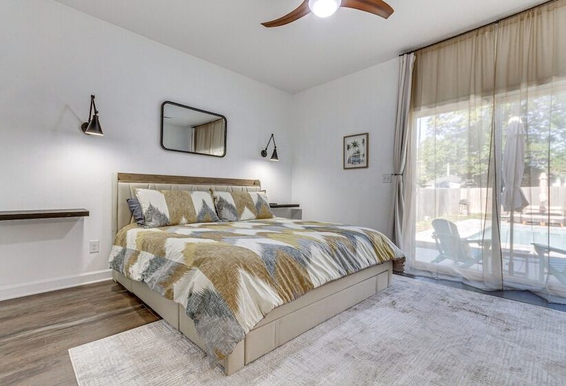 Modern Pensacola Vacation Home W/ Private Pool!