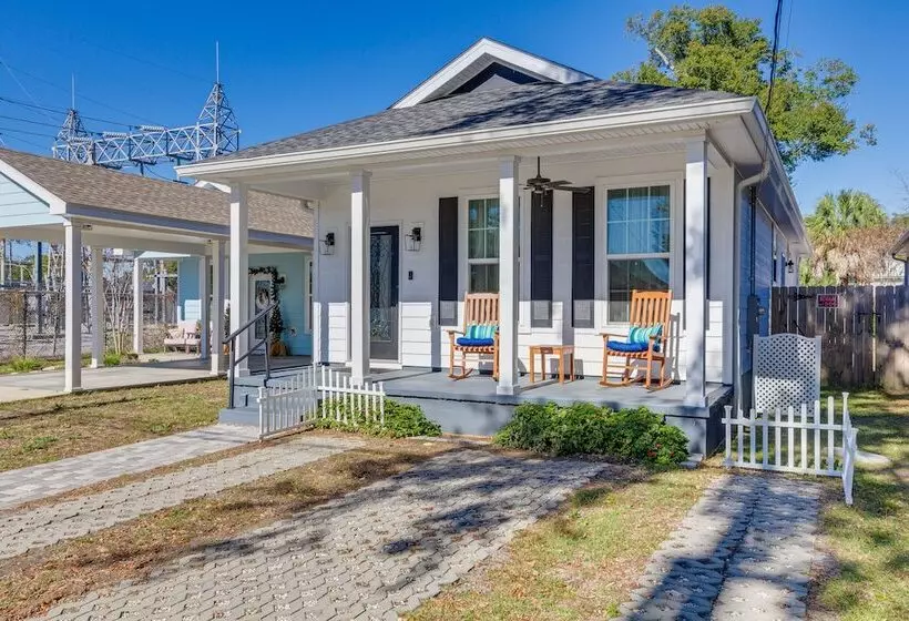 Modern Pensacola Vacation Home W/ Private Pool!