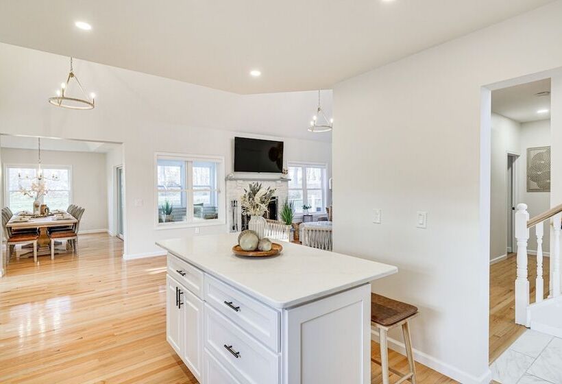 Beach & Lake Access: Family Poconos Home W/ Deck