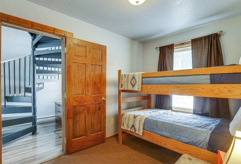 Peaceful Alma Cabin Rental: 13 Mi To Breckenridge!