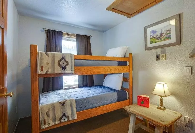 Peaceful Alma Cabin Rental: 13 Mi To Breckenridge!