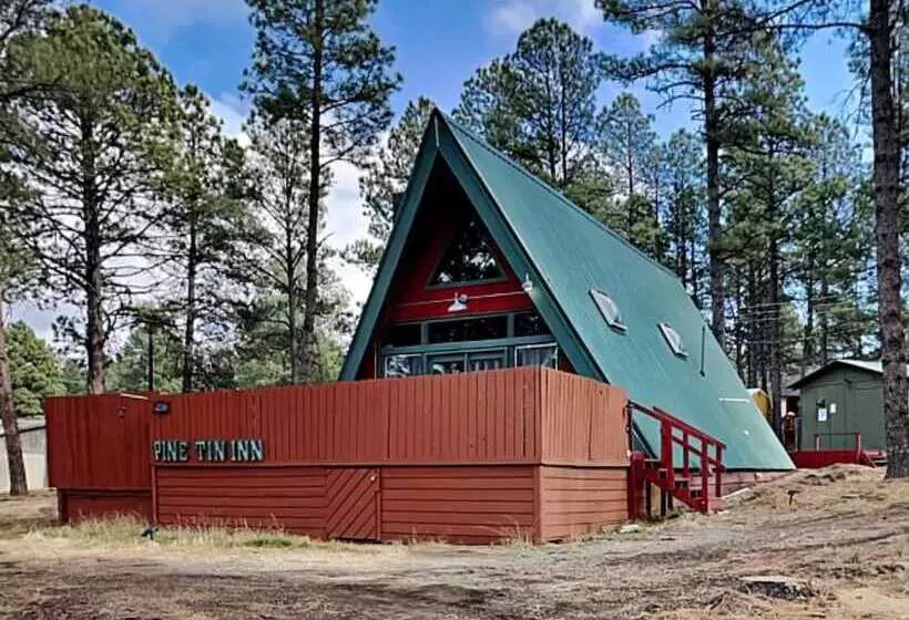 Pine Tin Inn
