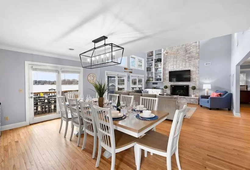 Ponderosa Pointe By Avantstay Boathouse + Views