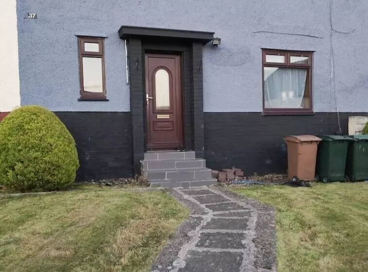 Residenssi Self Contained 2 Bedrooms House Free Parking