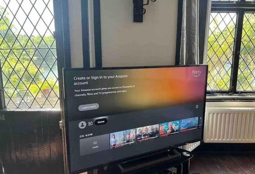 Residenssi Character Home By River Thames