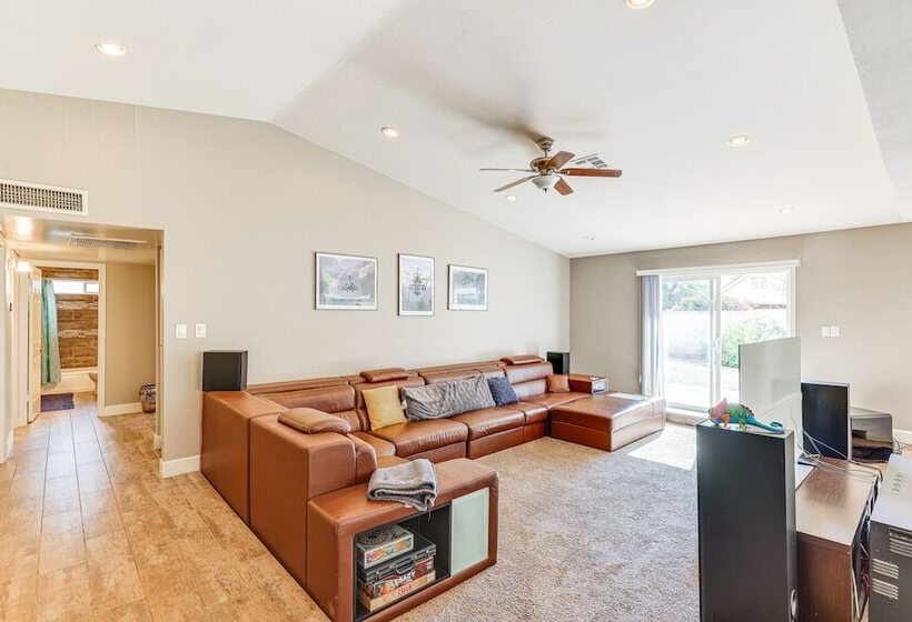Scottsdale Home W/ Patio, Near Arizona Boardwalk!