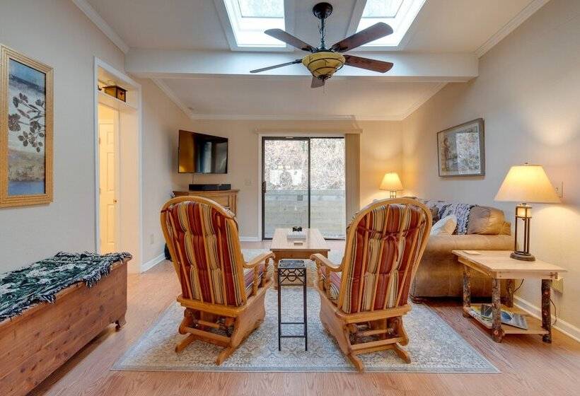 Serene Lake Lure Cabin W/ Resort Amenities!