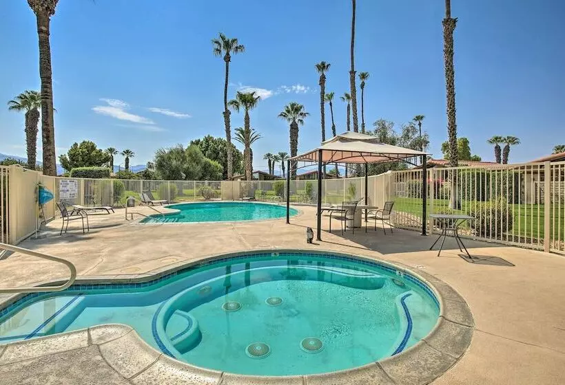 Spacious Indio Home W/ Patio & Community Pools