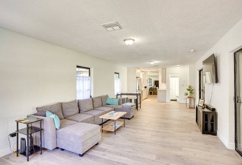 Winter Haven Home W/ Pool Near Legoland!