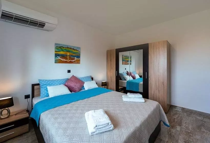 Sweet Home Apartments