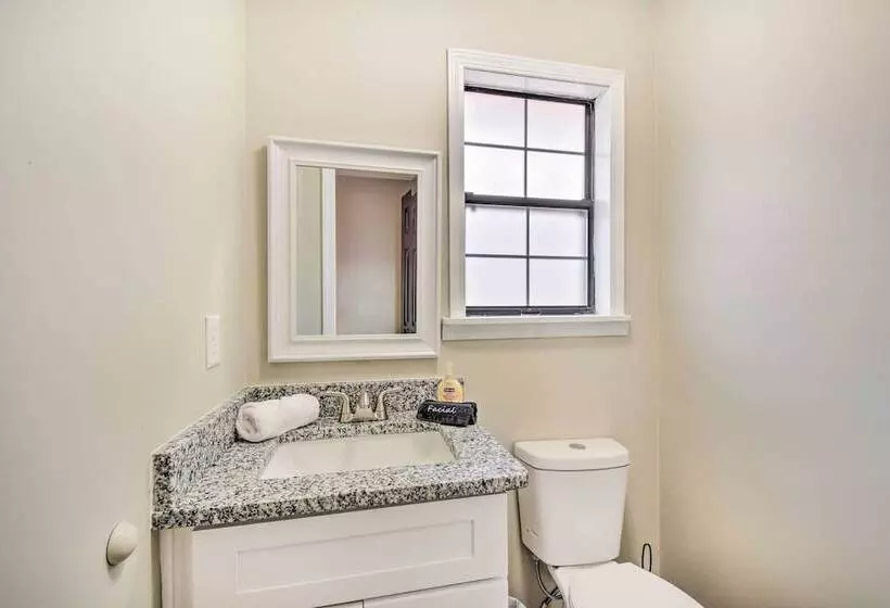 Beautiful Clarkesville Home ~ 8 Mi To Helen!