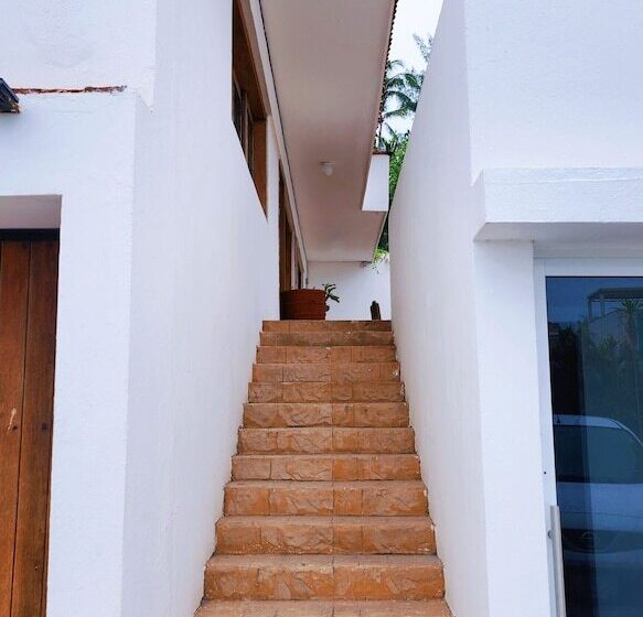 مبيت وإفطار Hill House Mazatlan