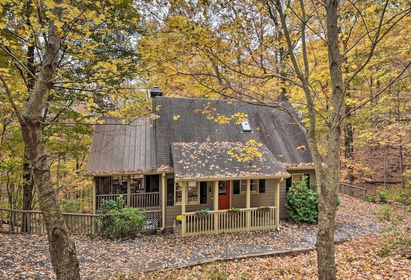 Big Canoe Cabin W/ Mountain View, Hiking & Lake!