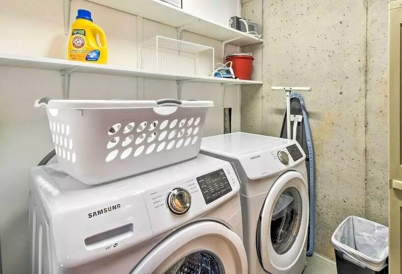 Big Canoe Cabin W/ Mountain View, Hiking & Lake!