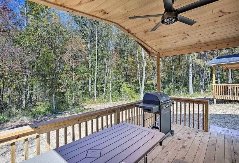 Brand New Trenton Cabin: Panoramic Lake Views