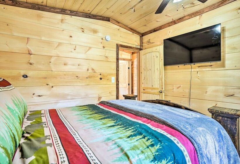 Brand New Trenton Cabin: Panoramic Lake Views