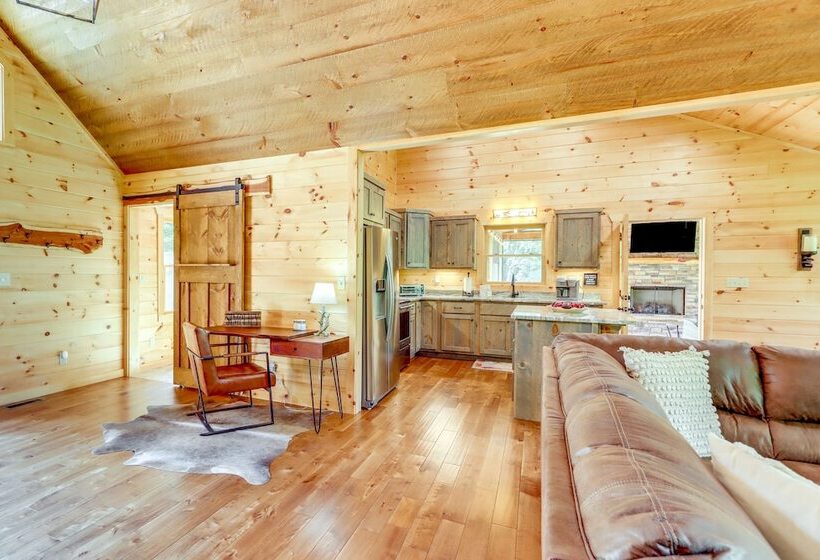 Cabin Near Blue Ridge W/ Fire Pit & Large Deck