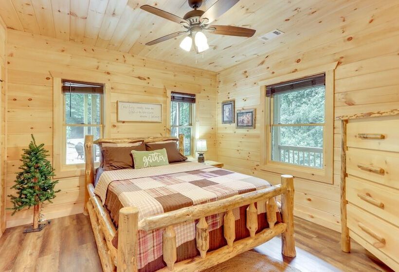 Cabin Near Blue Ridge W/ Fire Pit & Large Deck