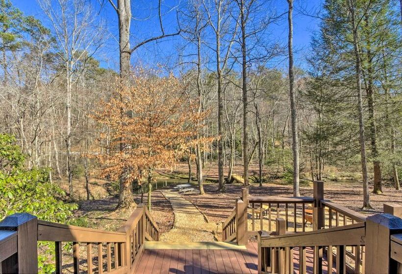 Creekside Cabin In The Blue Ridge Mountains!