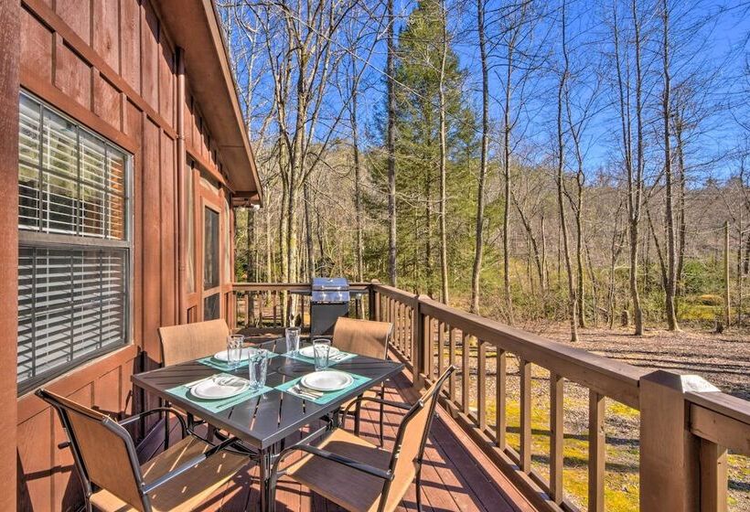 Creekside Cabin In The Blue Ridge Mountains!