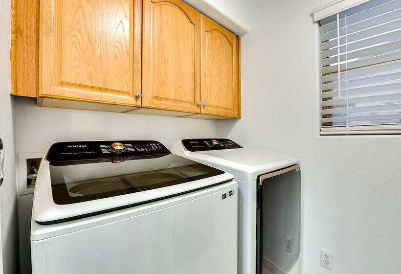 Glendale Home W/ Fire Pit Near State Farm Stadium!