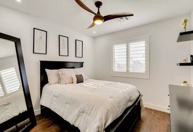 Glendale Home W/ Fire Pit Near State Farm Stadium!